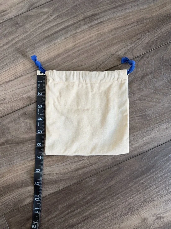 Louis Vuitton Small Drawstring Dust Bag Breathable 6.5” x 6.5” Cotton Cream Blue - Picture 2 of 6
